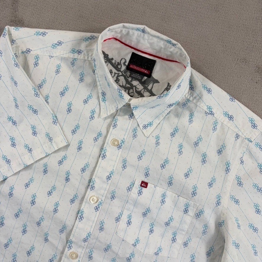 Vintage Quiksilver Pocket Shirt in White Blue Geometric Hawaiian Beach Men Large